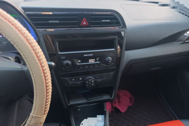 Used BAIC New Energy EC 2017 EC200 Dynamic Edition Audio And AC Panel