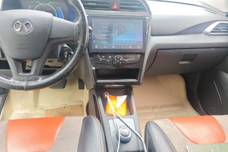 Used BAIC New Energy EC 2017 EC200 Dynamic Edition Audio And AC Panel