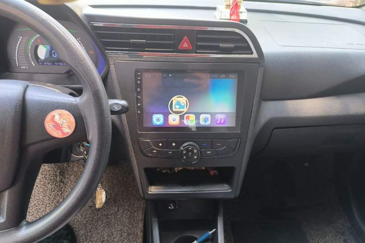 Used BAIC New Energy EC 2017 EC180 Dynamic Edition Audio And AC Panel
