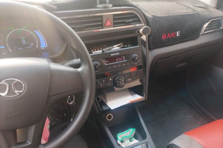 Used BAIC New Energy EC 2017 EC180 Dynamic Edition Audio And AC Panel