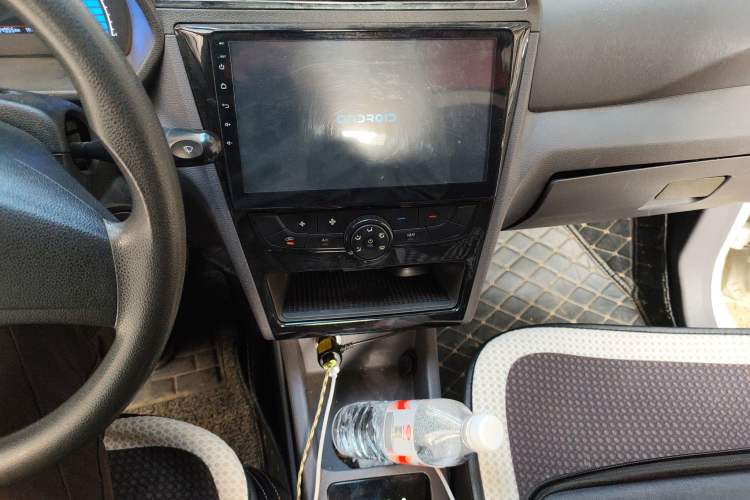 Used BAIC New Energy EC 2017 EC180 Dynamic Edition Audio And AC Panel