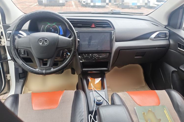 Used BAIC New Energy EC 2017 EC200 Dynamic Edition Center Console