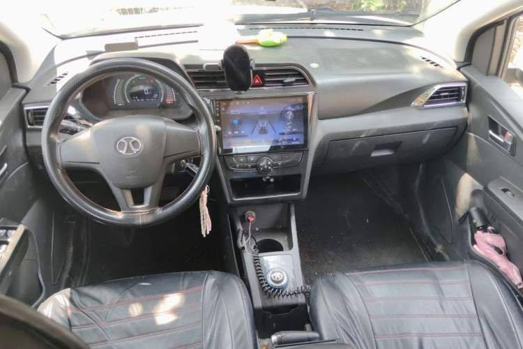 Used BAIC New Energy EC 2017 EC180 Dynamic Edition Center Console