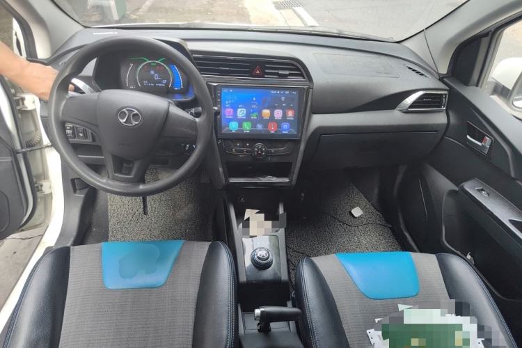 Used BAIC New Energy EC 2017 EC180 Dynamic Edition Center Console