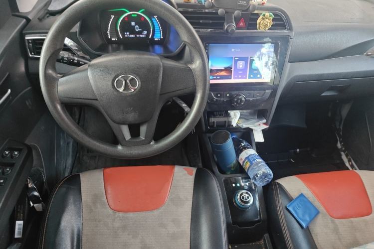 Used BAIC New Energy EC 2017 EC180 Dynamic Edition Center Console