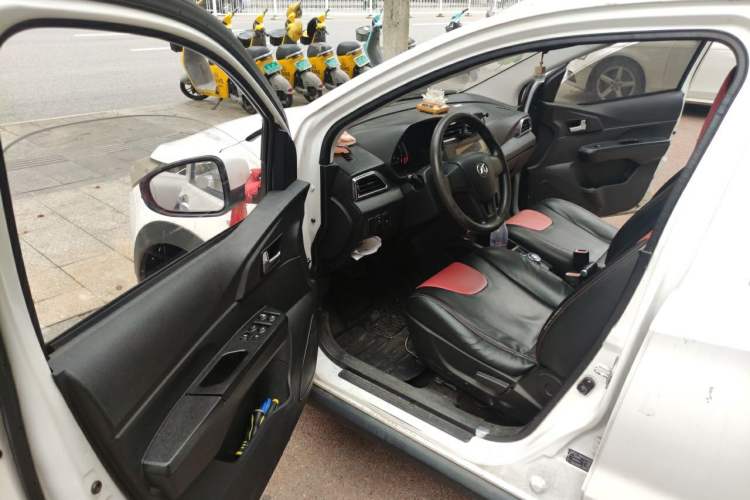Used BAIC New Energy EC 2017 EC180 Dynamic Edition Driver Seat