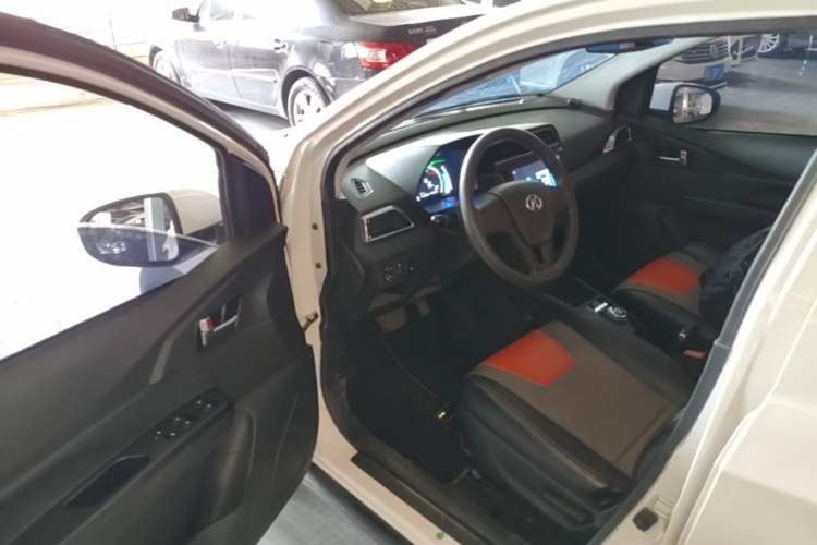 Used BAIC New Energy EC 2017 EC180 Dynamic Edition Driver Seat