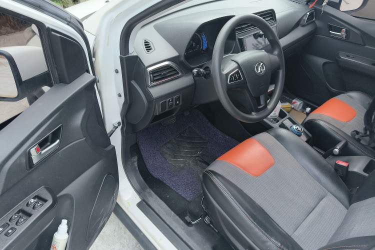 Used BAIC New Energy EC 2017 EC200 Elegant Edition Driver Seat