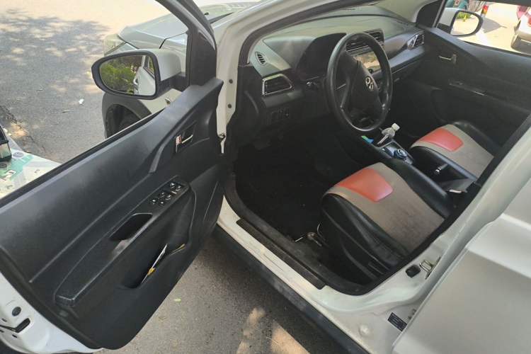 Used BAIC New Energy EC 2017 EC180 Dynamic Edition Driver Seat
