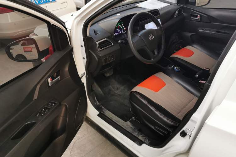 Used BAIC New Energy EC 2017 EC180 Dynamic Edition Driver Seat