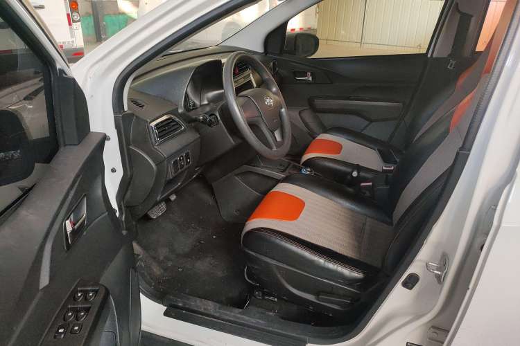 Used BAIC New Energy EC 2017 EC180 Dynamic Edition Driver Seat