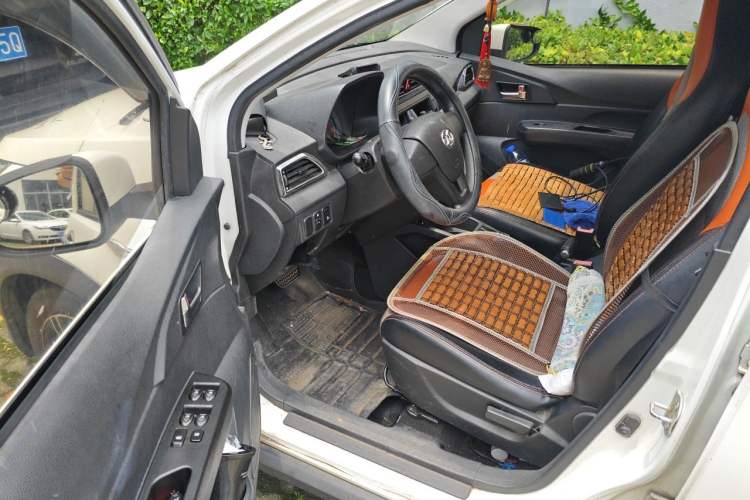 Used BAIC New Energy EC 2017 EC180 Dynamic Edition Driver Seat