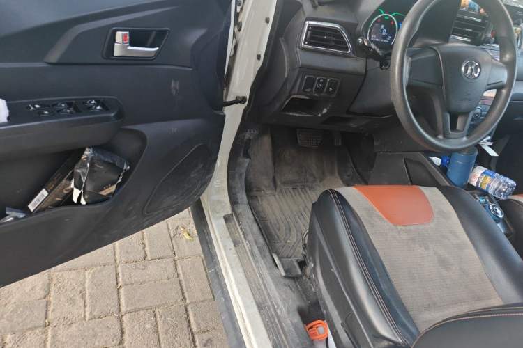 Used BAIC New Energy EC 2017 EC180 Dynamic Edition Driver Seat