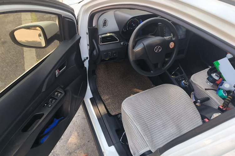 Used BAIC New Energy EC 2017 EC180 Dynamic Edition Driver Seat