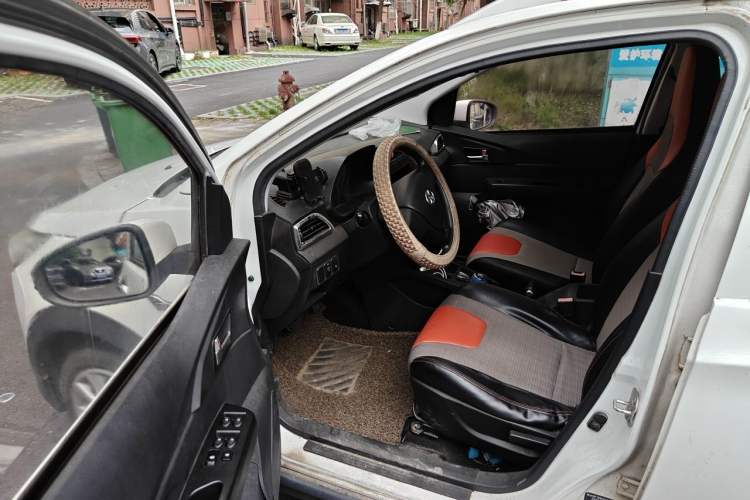 Used BAIC New Energy EC 2017 EC200 Dynamic Edition Driver Seat