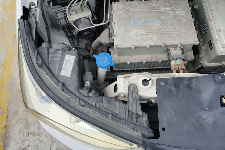 Used BAIC New Energy EC 2017 EC200 Elegant Edition Engine Bay Right