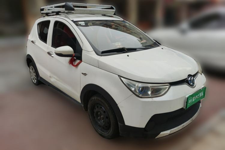 Used BAIC New Energy EC 2017 EC180 Dynamic Edition Front Right 45 Deg