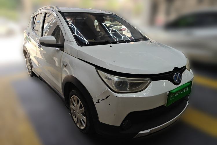 Used BAIC New Energy EC 2017 EC200 Dynamic Edition Front Right 45 Deg