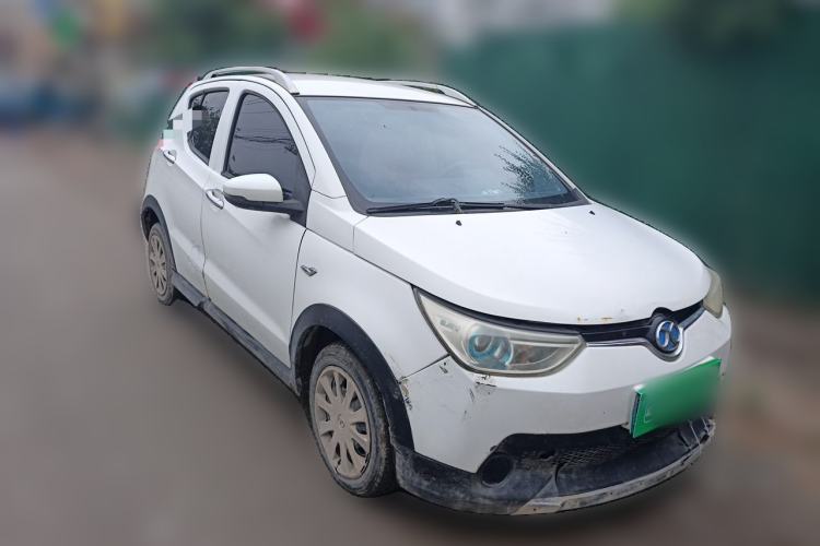Used BAIC New Energy EC 2017 EC180 Dynamic Edition Front Right 45 Deg