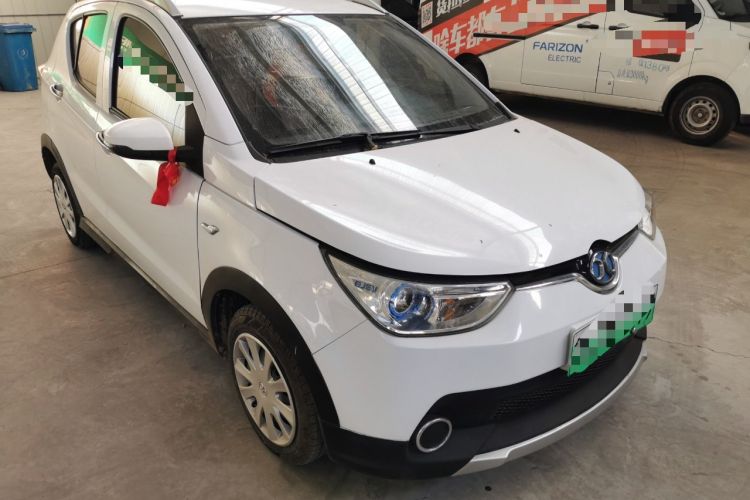 Used BAIC New Energy EC 2017 EC180 Dynamic Edition Front Right 45 Deg