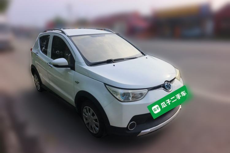 Used BAIC New Energy EC 2017 EC180 Dynamic Edition Front Right 45 Deg