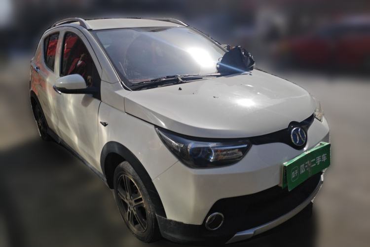 Used BAIC New Energy EC 2017 EC200 Elegant Edition Front Right 45 Deg