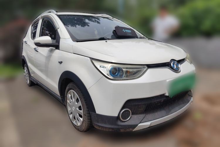 Used BAIC New Energy EC 2017 EC180 Dynamic Edition Front Right 45 Deg