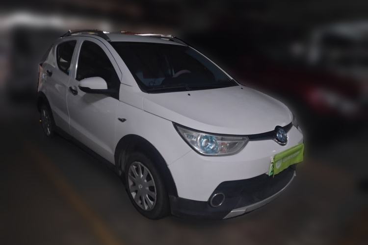 Used BAIC New Energy EC 2017 EC180 Dynamic Edition Front Right 45 Deg