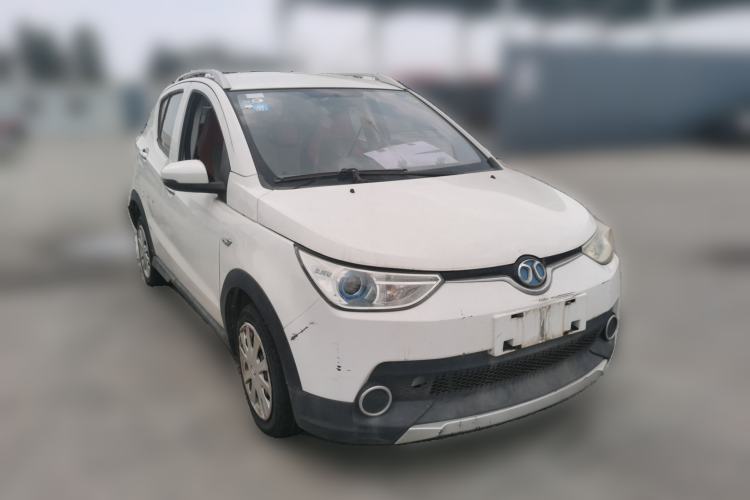 Used BAIC New Energy EC 2017 EC180 Dynamic Edition Front Right 45 Deg