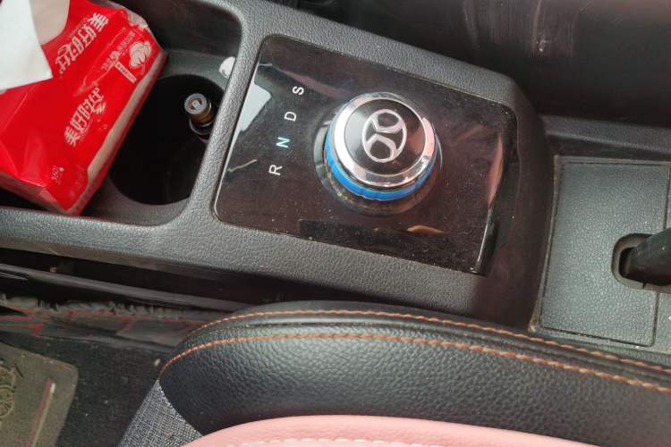 Used BAIC New Energy EC 2017 EC200 Dynamic Edition Gear Lever
