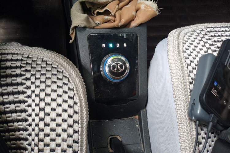 Used BAIC New Energy EC 2017 EC180 Dynamic Edition Gear Lever