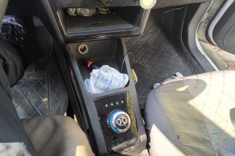 Used BAIC New Energy EC 2017 EC200 Dynamic Edition Gear Lever