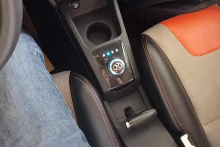 Used BAIC New Energy EC 2017 EC180 Dynamic Edition Gear Lever
