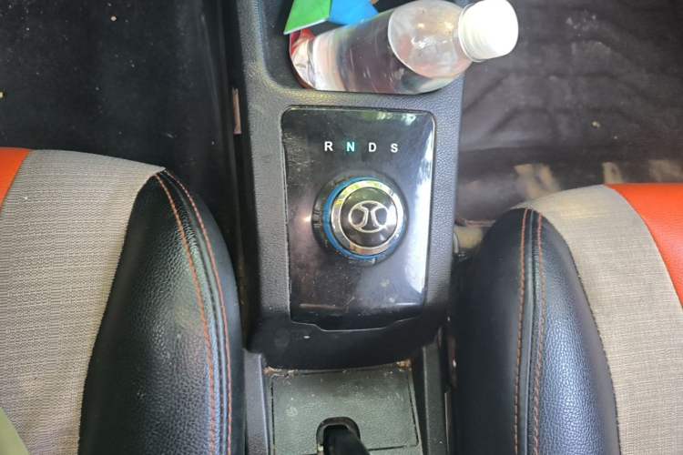 Used BAIC New Energy EC 2017 EC180 Dynamic Edition Gear Lever