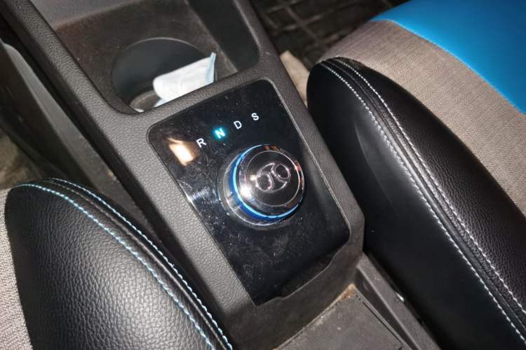 Used BAIC New Energy EC 2017 EC200 Dynamic Edition Gear Lever