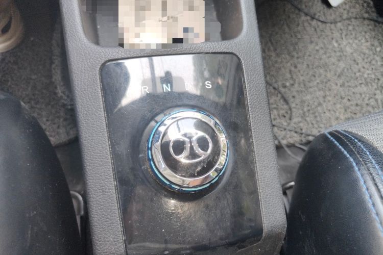 Used BAIC New Energy EC 2017 EC180 Dynamic Edition Gear Lever