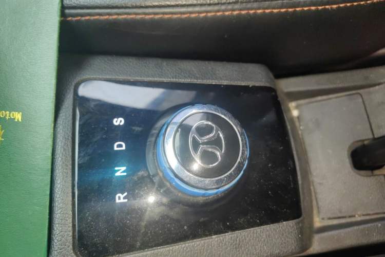 Used BAIC New Energy EC 2017 EC180 Dynamic Edition Gear Lever