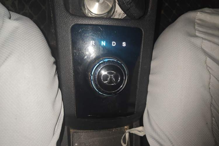 Used BAIC New Energy EC 2017 EC180 Dynamic Edition Gear Lever