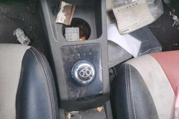 Used BAIC New Energy EC 2017 EC180 Dynamic Edition Gear Lever