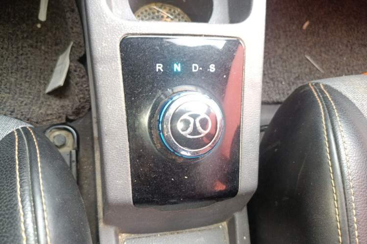 Used BAIC New Energy EC 2017 EC180 Elegant Edition Gear Lever