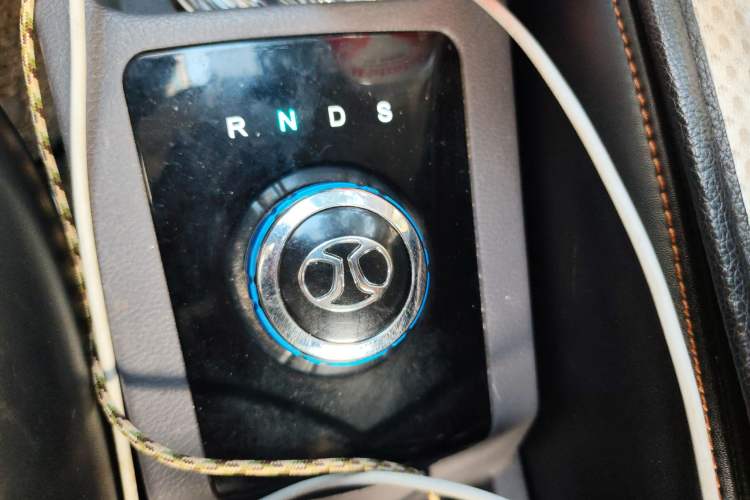 Used BAIC New Energy EC 2017 EC180 Dynamic Edition Gear Lever