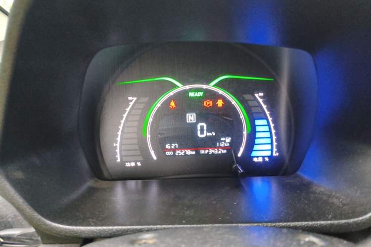 Used BAIC New Energy EC 2017 EC180 Dynamic Edition Instrument Cluster