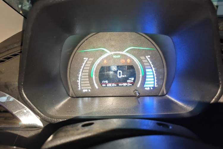 Used BAIC New Energy EC 2017 EC180 Dynamic Edition Instrument Cluster