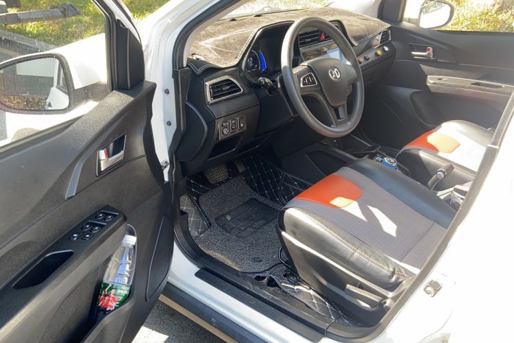 Used BAIC New Energy EC 2017 EC200 Elegant Edition Interior 2