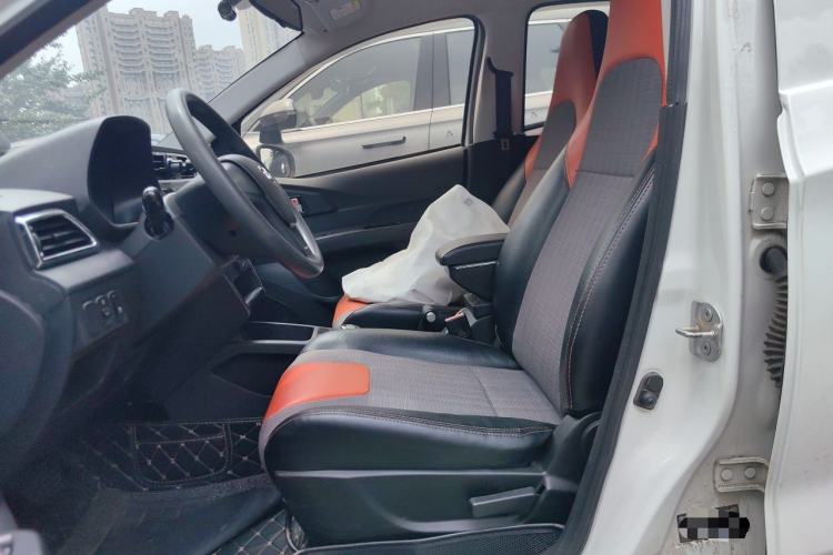 Used BAIC New Energy EC 2017 EC180 Dynamic Edition Left Front Seat