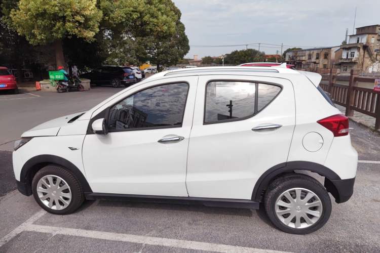 Used BAIC New Energy EC 2017 EC200 Dynamic Edition Left Side