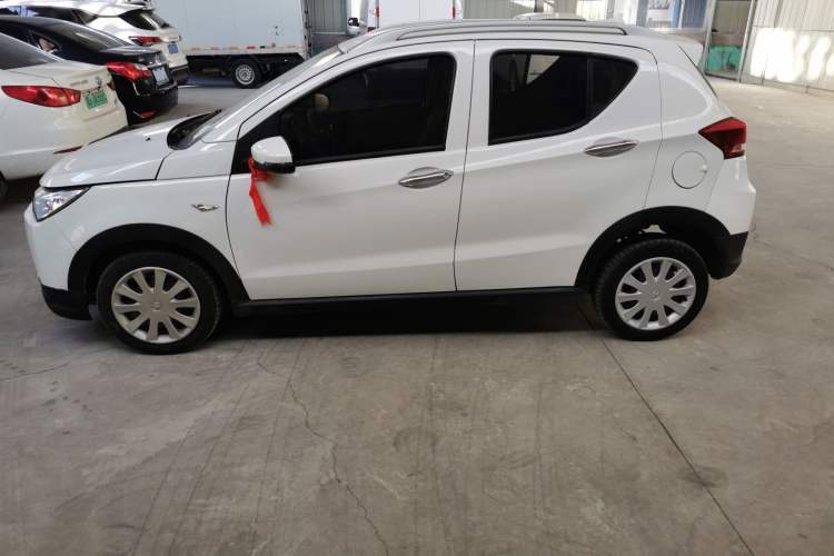 Used BAIC New Energy EC 2017 EC180 Dynamic Edition Left Side