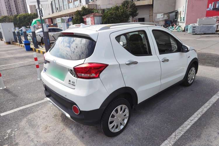 Used BAIC New Energy EC 2017 EC200 Dynamic Edition Rear Right 45 Deg