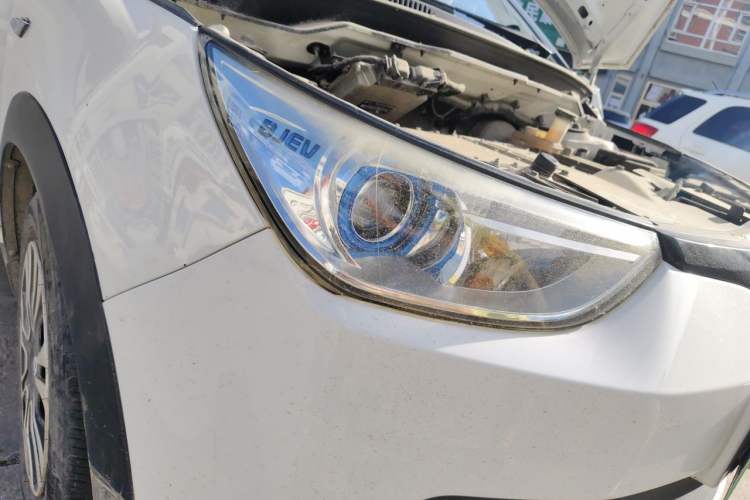 Used BAIC New Energy EC 2017 EC200 Dynamic Edition Right Front Headlight