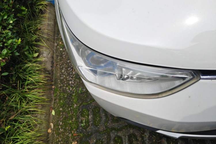 Used BAIC New Energy EC 2017 EC180 Dynamic Edition Right Front Headlight